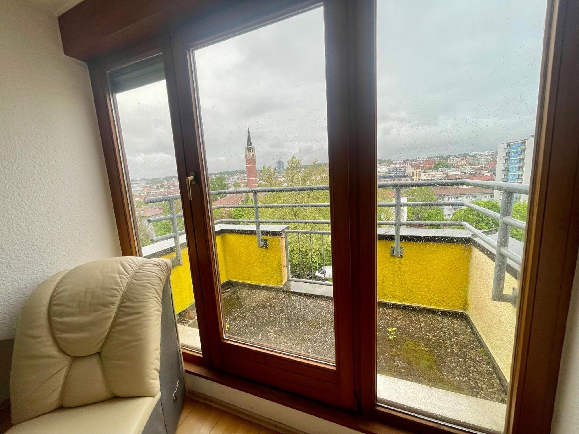 Wunderschoenes Grosses 3 Zimmer Apartament Zentrum Goldstadt Familienfreundlich Mit Garage 普福尔茨海姆 外观 照片