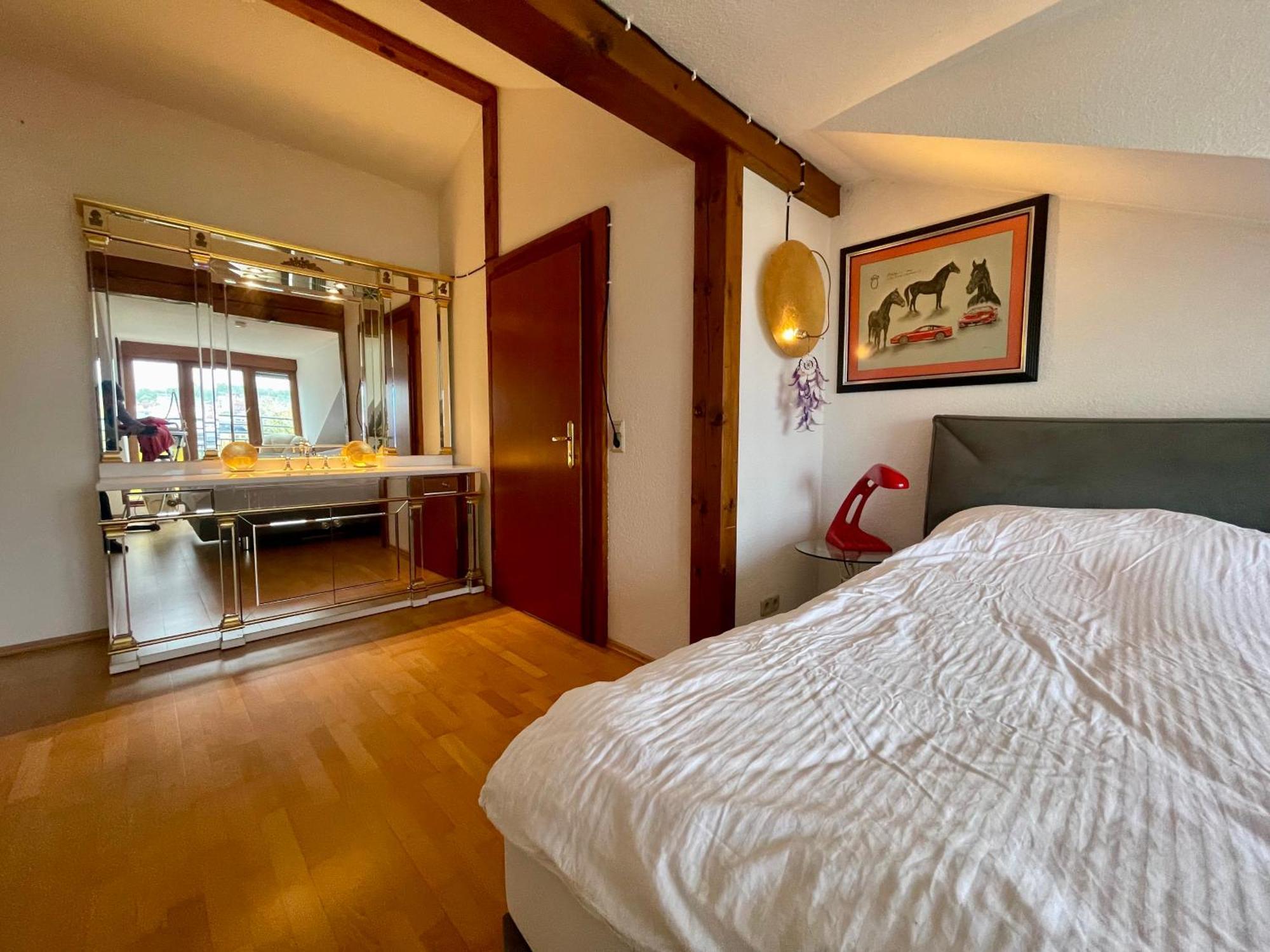 Wunderschoenes Grosses 3 Zimmer Apartament Zentrum Goldstadt Familienfreundlich Mit Garage 普福尔茨海姆 外观 照片