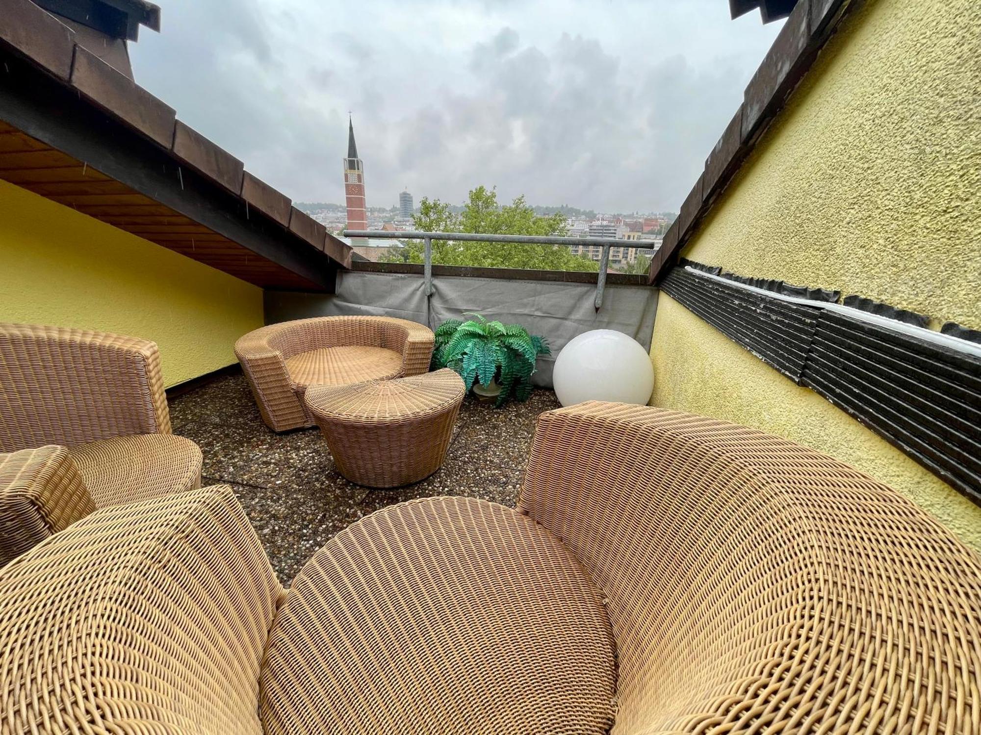Wunderschoenes Grosses 3 Zimmer Apartament Zentrum Goldstadt Familienfreundlich Mit Garage 普福尔茨海姆 外观 照片
